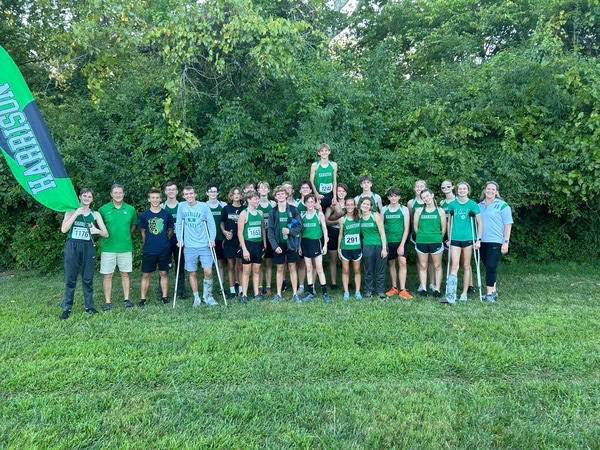 Group picture of Cross Country team 