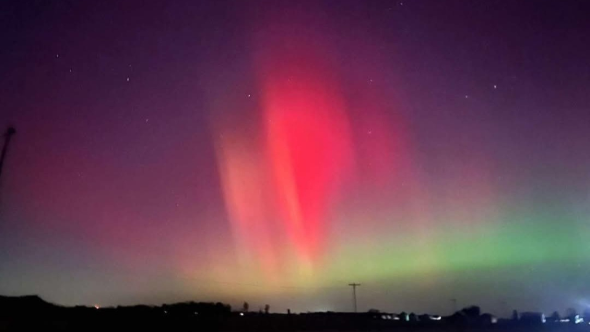 Taken by a few followers, Brittany Westerfield and Tim Elser on the evening of November 11th and uploaded on Harrison Happenings.