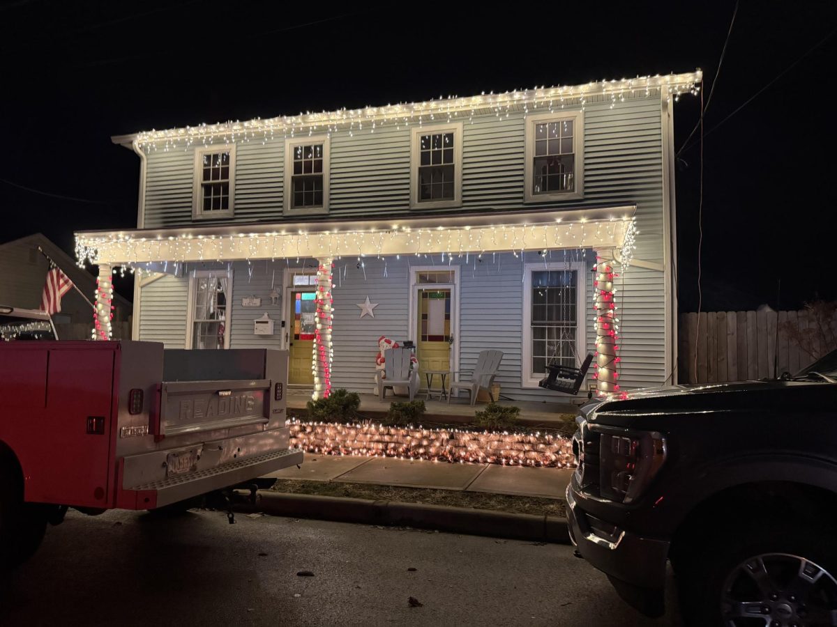 This house has more of candy cane color lights!