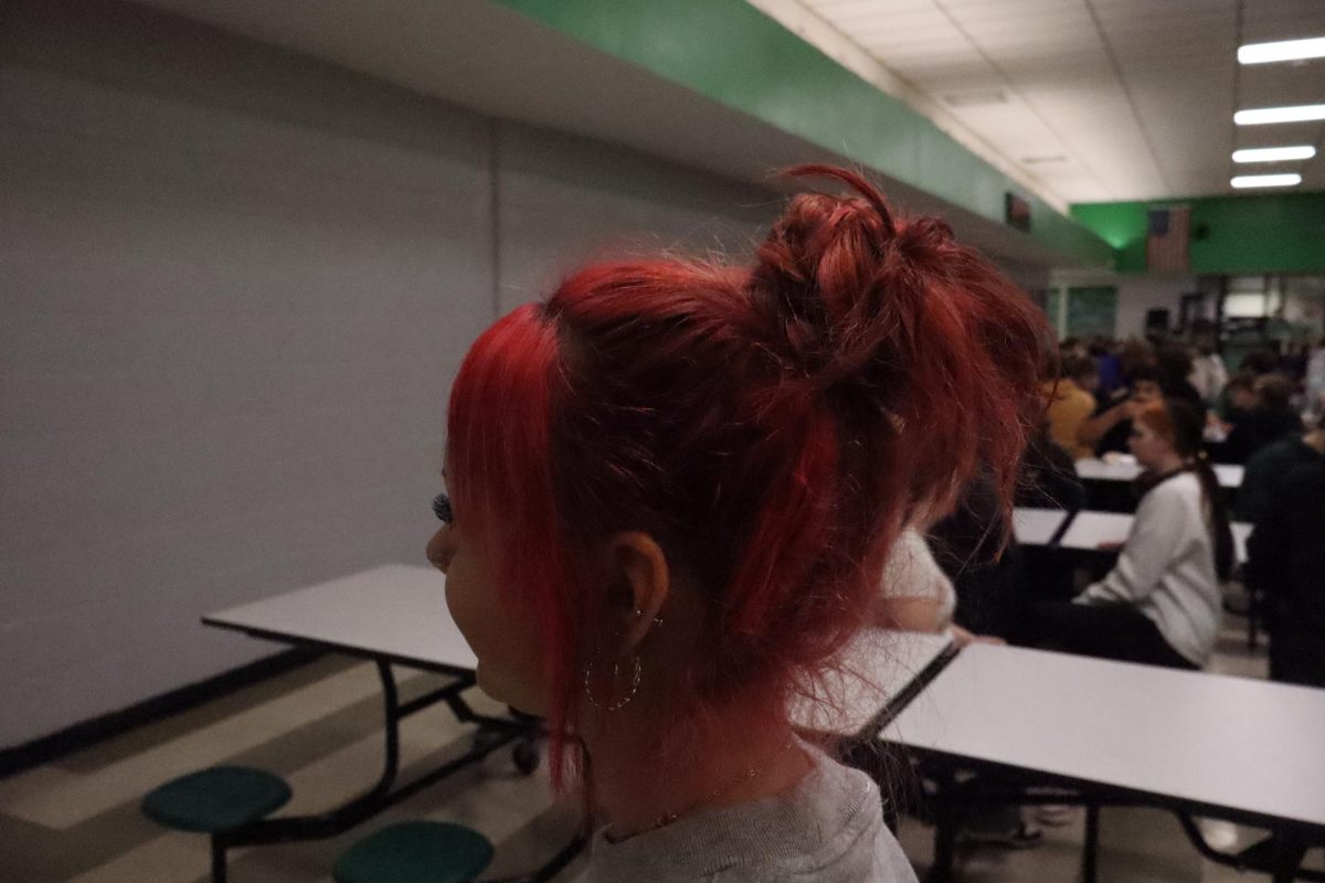 Fun pink hair in the cafeteria!