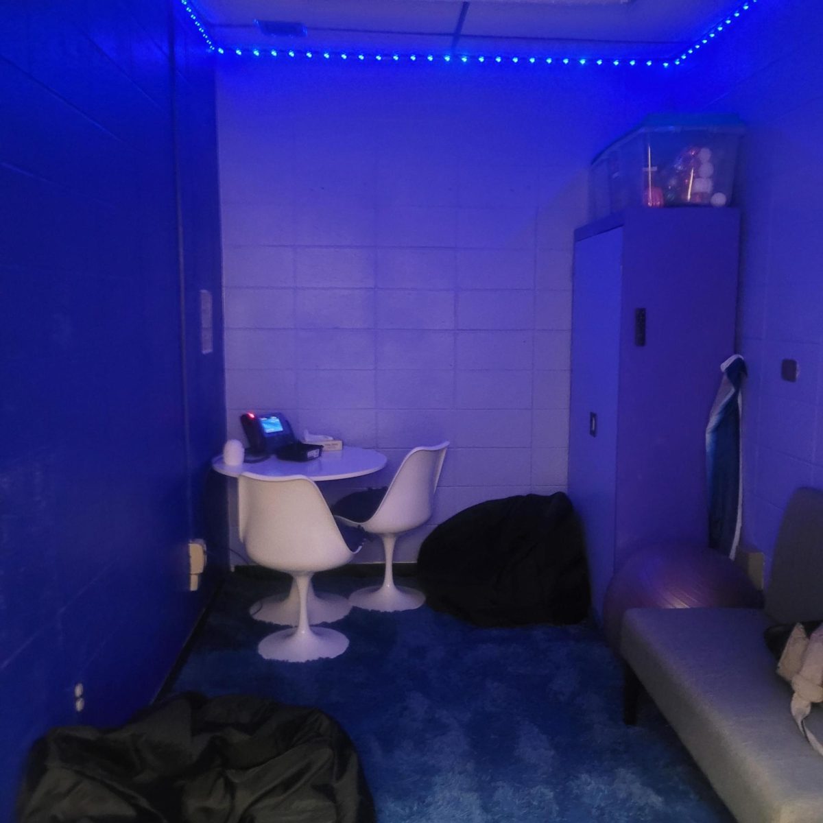The room under blue light
